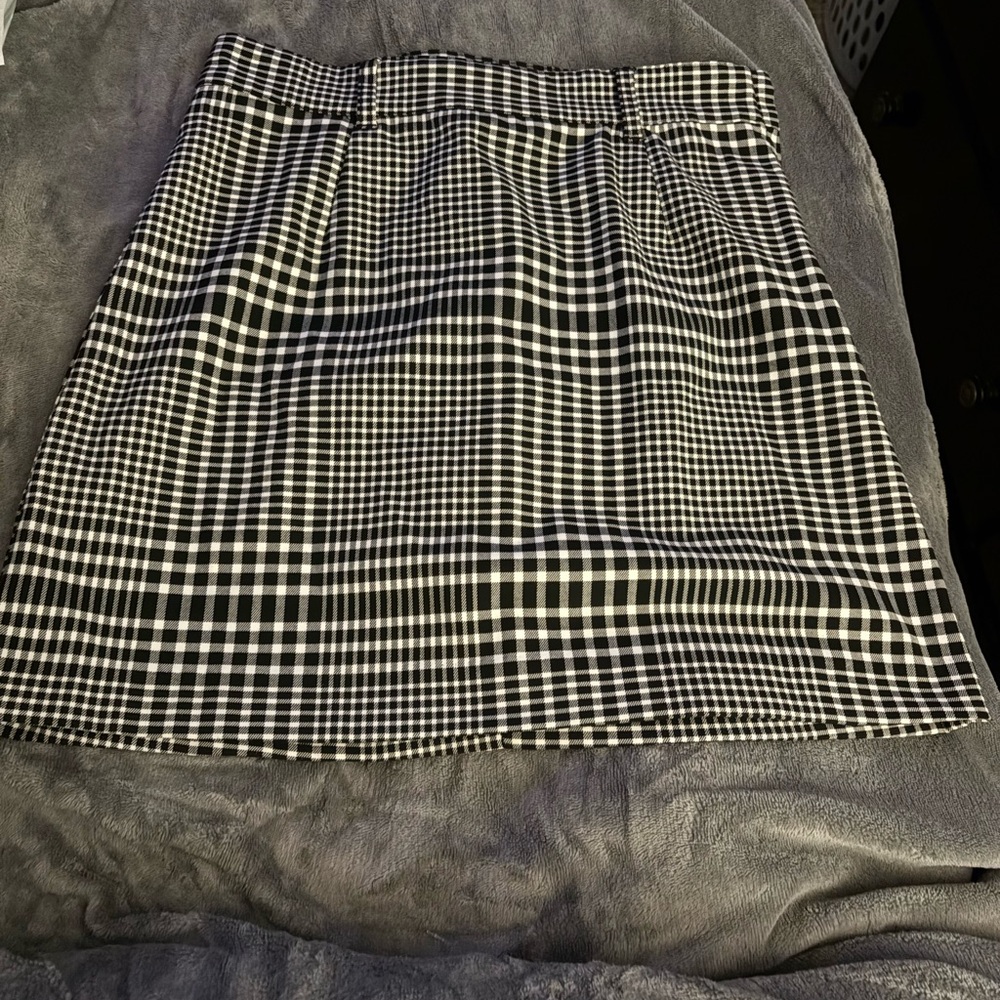 H&M Black and White Gingham Mini Skirt